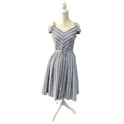 White House Black Market: White and Blue Dress Size 8