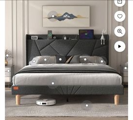 Bed frame + Mattres (Queen Size)
