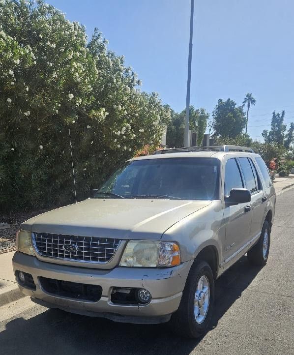 2005 Ford Explorer
