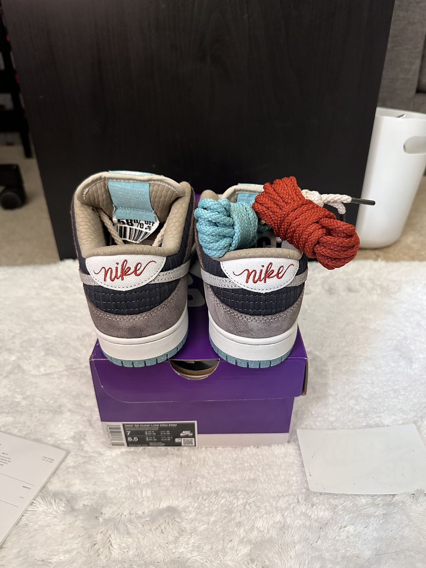Nike Dunk Low SB Big Money Savings