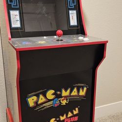 1UP Pacman Plus