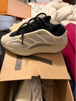 Yeezy 700