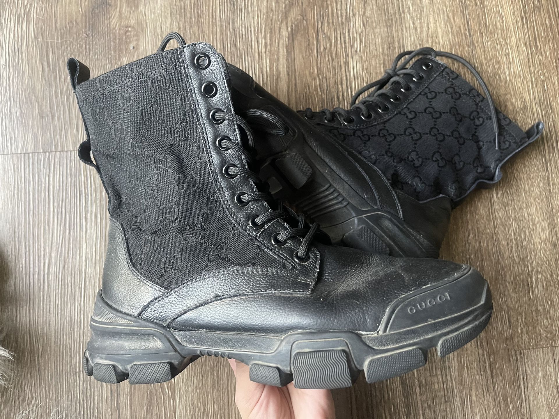 Black Flat GG Canvas Boots