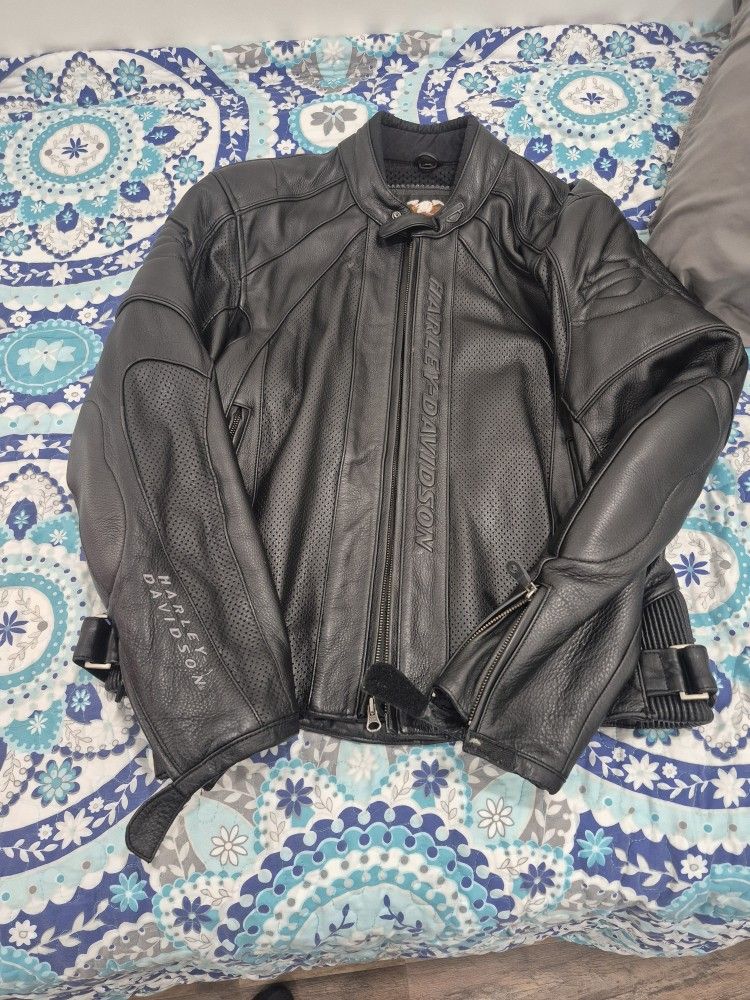 Harley-Davison Leather Jacket MEDIUM