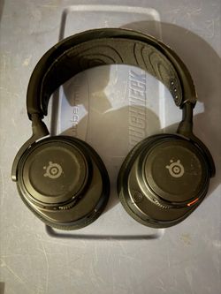 SteelSeries Arctis Nova 5 Wireless Gaming Headset – Multi-Syste