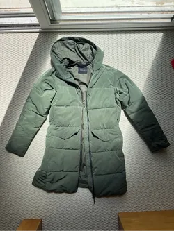 Everlane Renew Long Puffer - Size XS