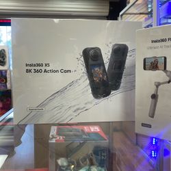 Insta360 X5 Essential Bundle