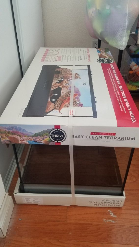 Thrive 40 gallon reptile tank for Sale in Etiwanda, CA - OfferUp