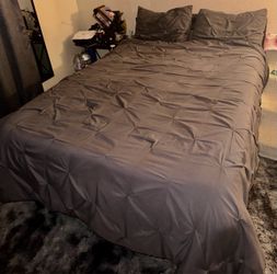 Full Size Bed-Includes Frame, Bedding/ Toppers/Costco Mattress