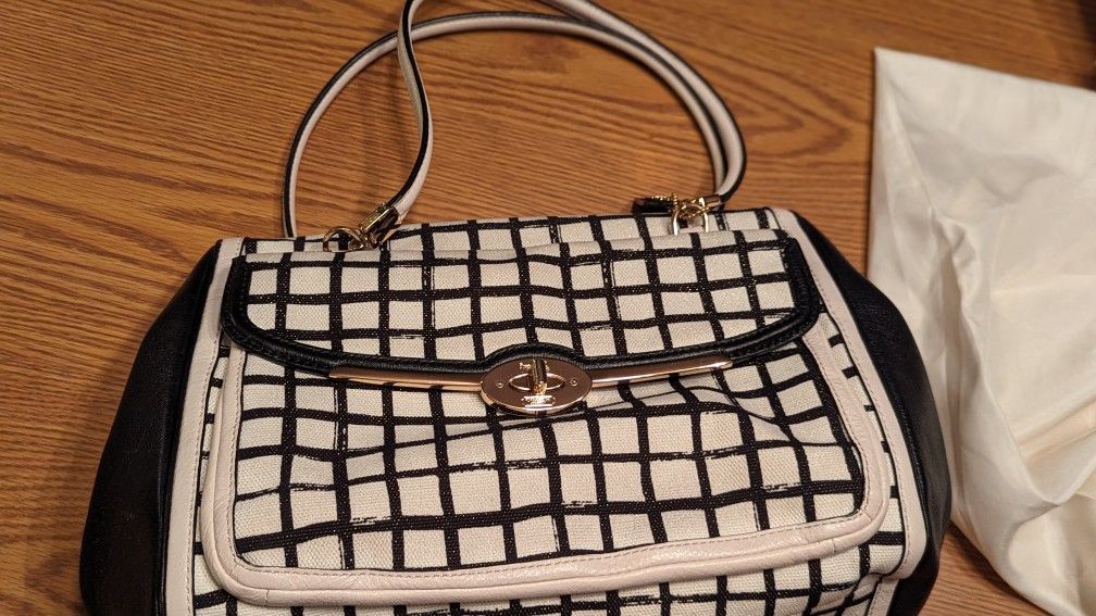 NEW Coach White Black Madison Graphic Print Madeline Satchel Purse Handbag 28082