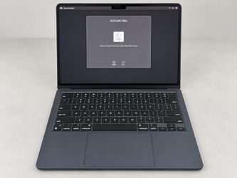 2024 Apple MacBook Air 13” M3 – 256GB – Midnight