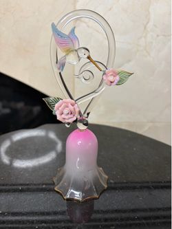 Art glass Dainty crystal hummingbird and rose bell 7”