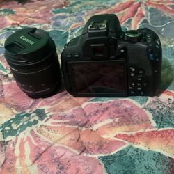 Canon 800D Camera 