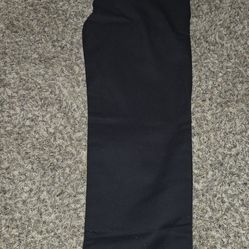 Men's size 30/30  Dickies Slim Straight Fit  Work Pants
(New)