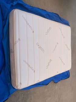 Like New Saatva Youth, Full Mattress, Perfect Condition