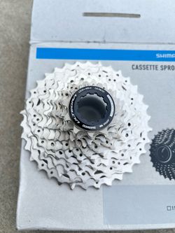 New Shimano Ultegra CS-8100 12 Speed Cassette 11/34t