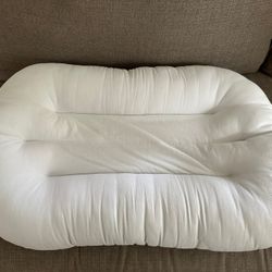 Snuggle Me Organic Infant Lounger