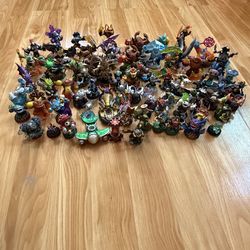 Skylanders figures and portals