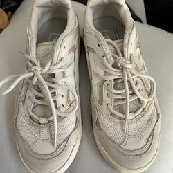 Vans Varix WC Sneakers in white and pink US 7 Women