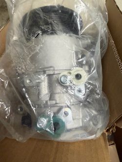 Brand new ac compressor rav 4