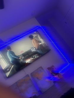 CU7000 85’ INCH Flat Screen TV