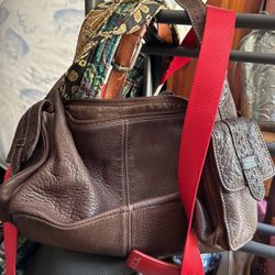 Fossil Leather 50 Dollars Red Tumi 250