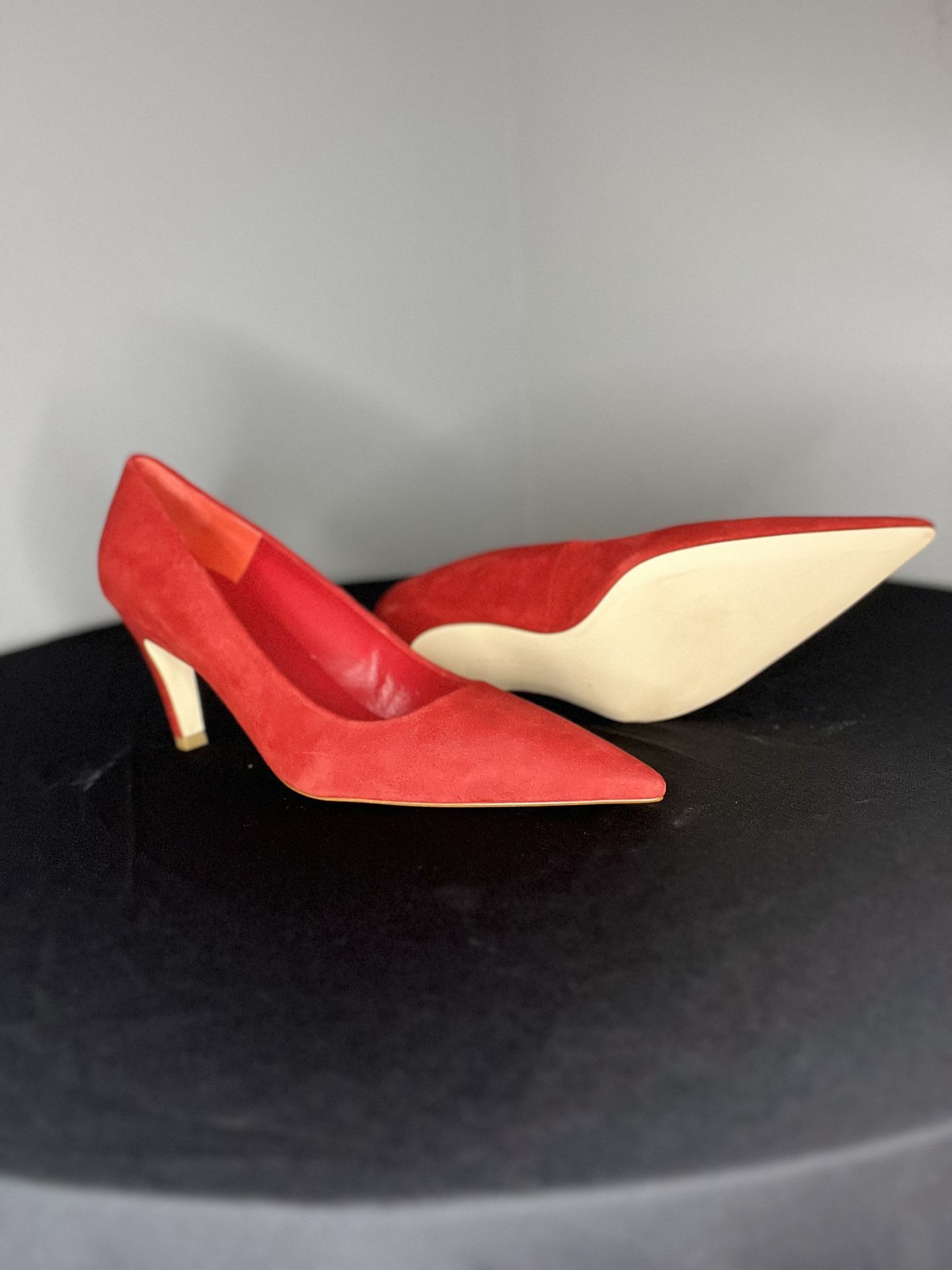 Brand New good American Red Suede Heels Size 10 Wide