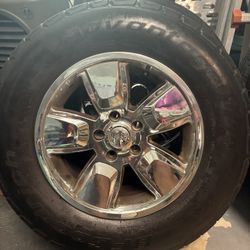 BF Goodrich Advantage T/A Sport LT 225/75/16