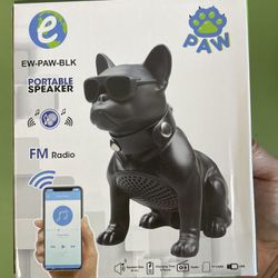 Little Speaker Dog 