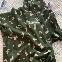 Supreme Box Logo Hoodie 