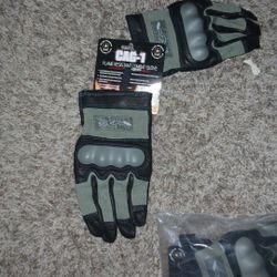 Military Combat Gloves Never Worn