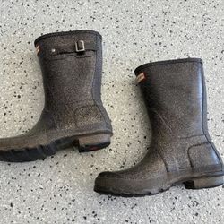 “HUNTER” 11” Rain Boots. Size 9 US. Size 7 UK. Created In Great Britain.