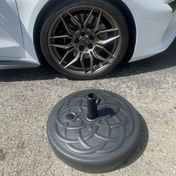 Base - 22” Round Umbrella Base Sand Water Filled Base 64lb