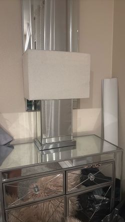Mirrored lamp