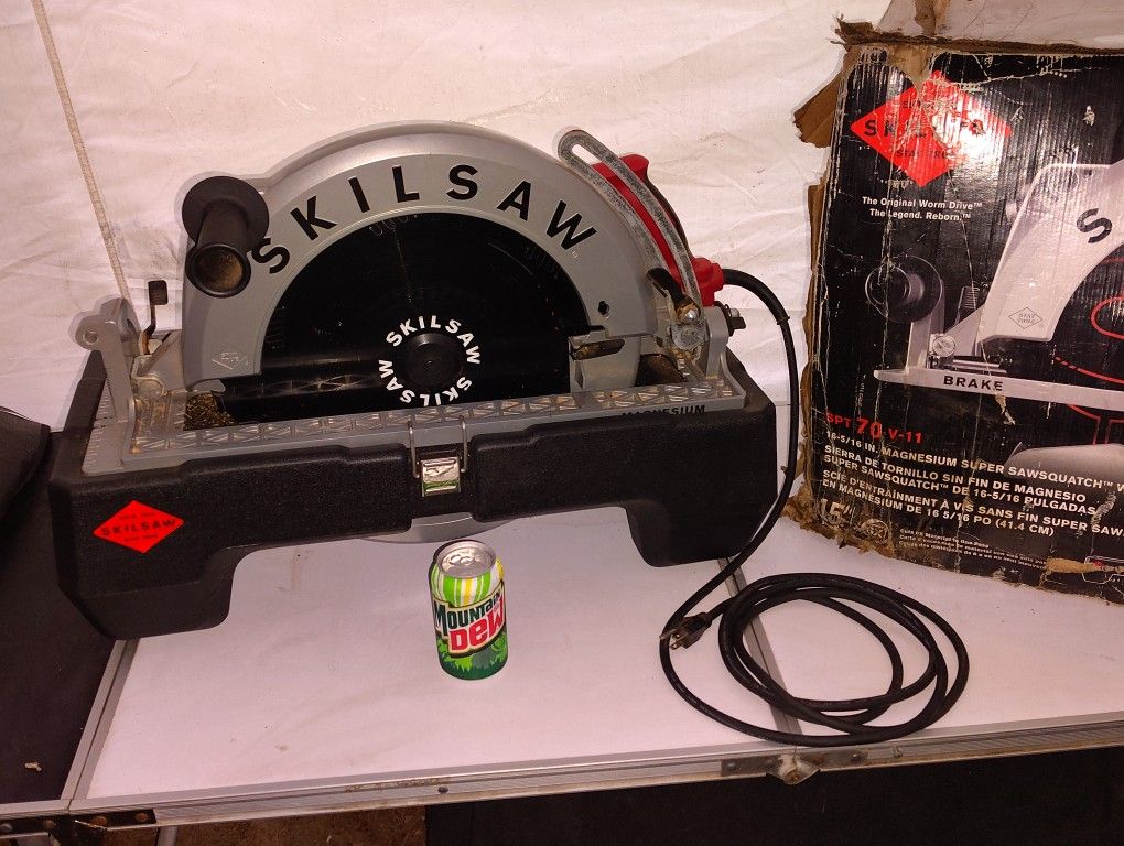 Skilsaw. PRICED TO SELL! Super SawSquatch Skilsaw
