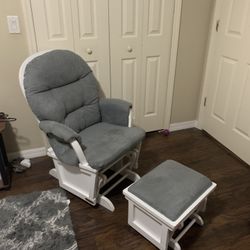 Rocking Chair And Ottoman 