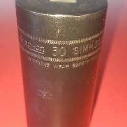 SNAP-ON TOOLS #SIMM300. Heavyduty  1/2"Drive 6 - Point Metric  30mm Flank Drive Deep  Impact Socket. 