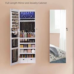 Hanging Jewelry with LED Interior Lights