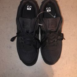 NIKE Men's Air Max 90 Shoes In Black Size 10 Men's 