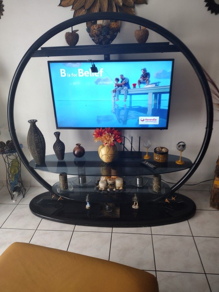 Ring Entertainment Center