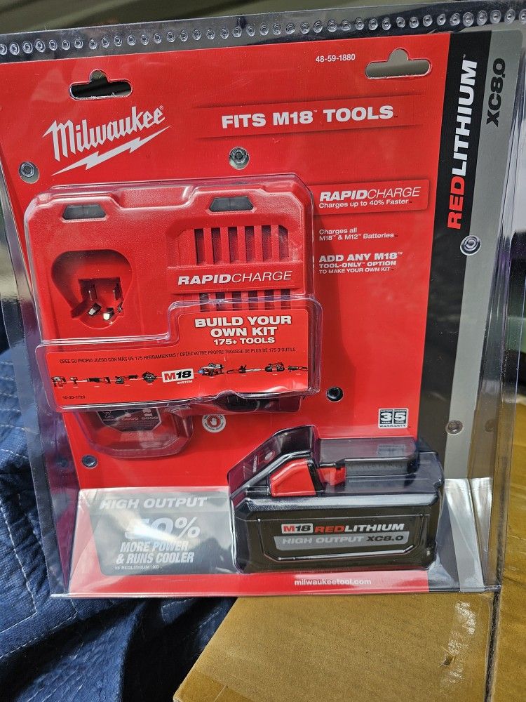 Milwaukee M18 Lithium 18v 8.0 H.O. BATTERY WITH HIGH OUTPUT RAPID CHARGER, NEW