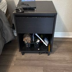 Bedside Table 