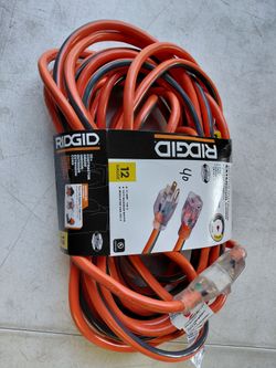 Ridgid 12/3 50 foot heavy duty indoor / outdoor extension cord with lighted plug end