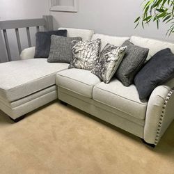 Dellara Chalk 3 Piece Sofa Chaise By Ashley👉WİTH İNTEREST FREE PAYMENT OPTİONS