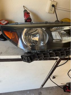 2014 Honda crv headlight passenger side