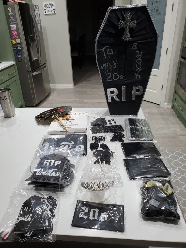 RIP To My 30's Party decorations