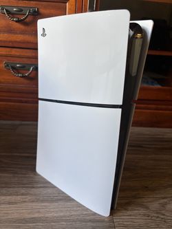 PS5 Slim Disc Edition – 1TB – Great Condition