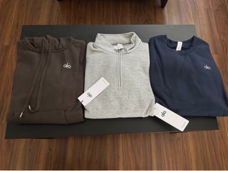 ALO hoodie, zip-up, crewneck, sweats, tee,