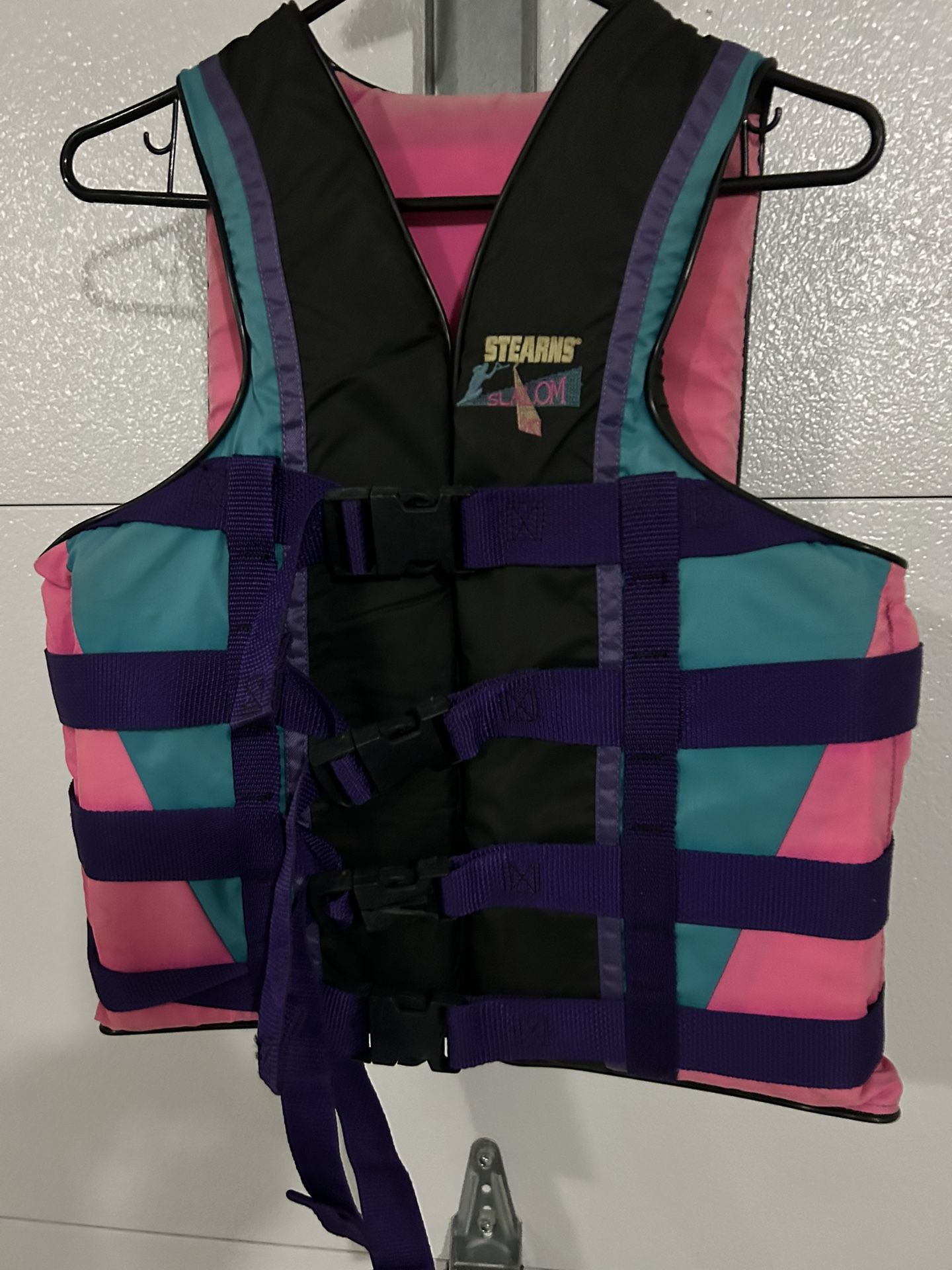 Life Vest Size Small (Stearns)