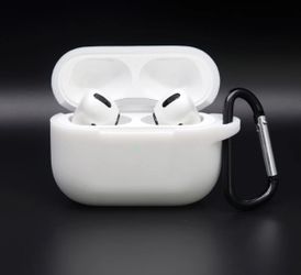 Silicone Protective Case for Apple AirPods Pro with Carabiner 